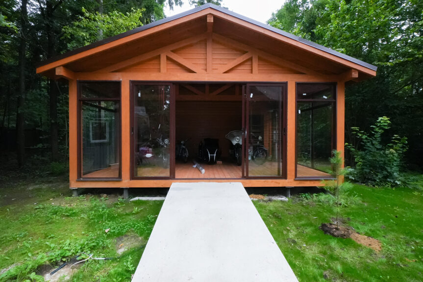 Деревянный навес Эрмитаж