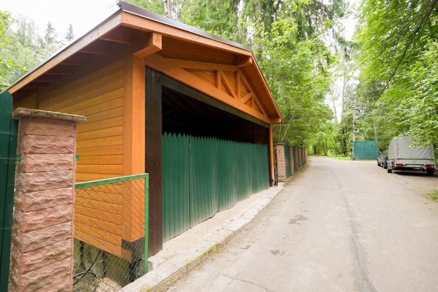 Деревянный навес Эрмитаж